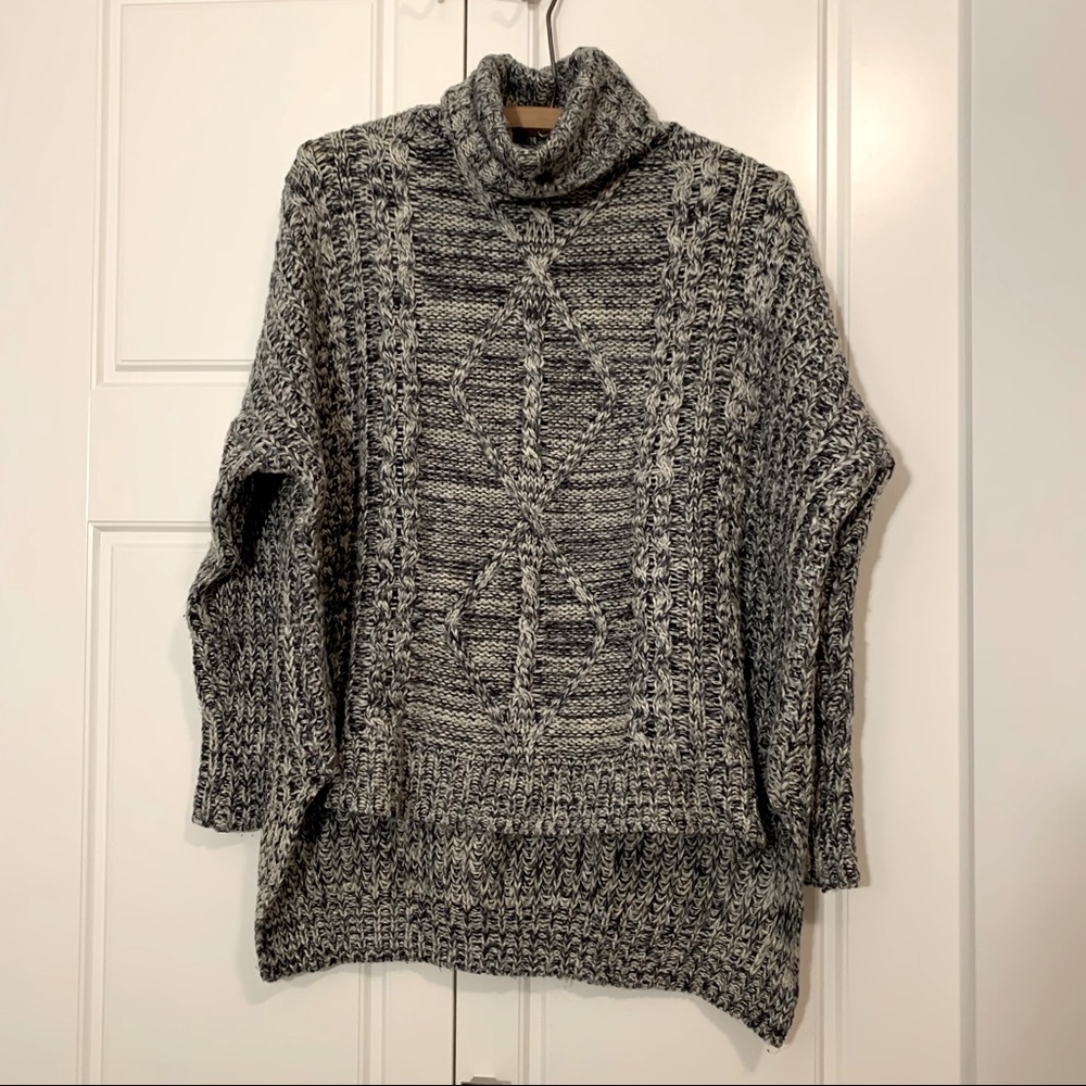 Oversized Wool knit sweater